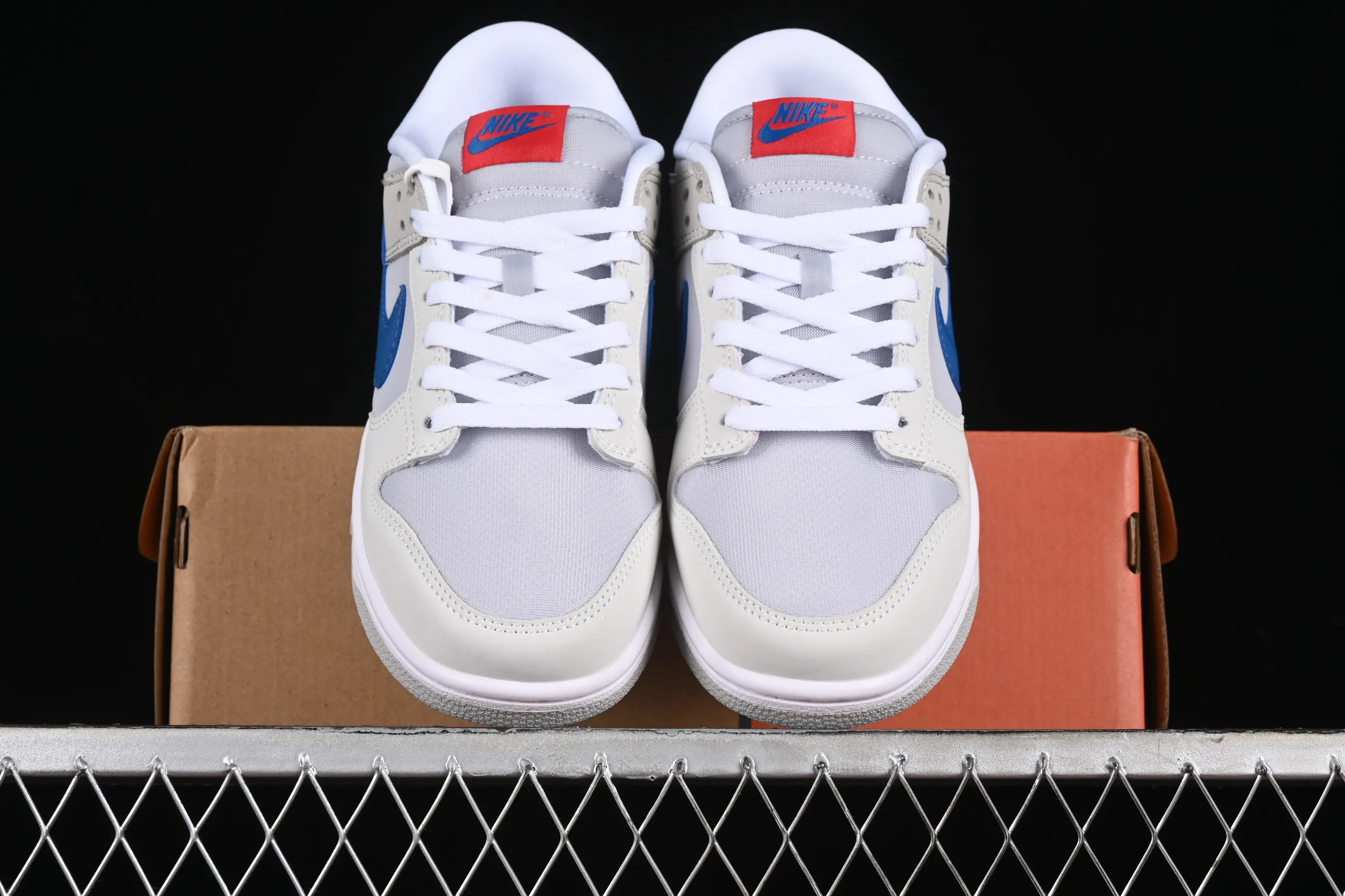 All categories Nk SB Dunk series Nk SB Dunk Low low-top sneakers Nk Dunk Low "Silver Surfer" Silver Surfer SB low-top casual sneakers HF0391-001